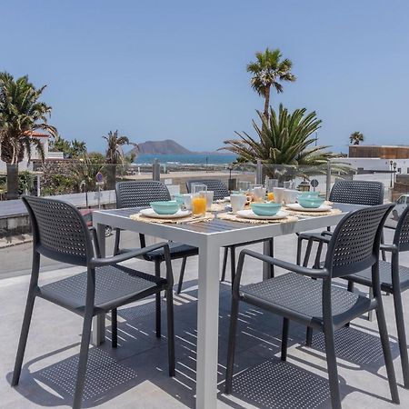 Apartment Holiday 2 Beachfront Corralejo By Holidays Home Екстер'єр фото