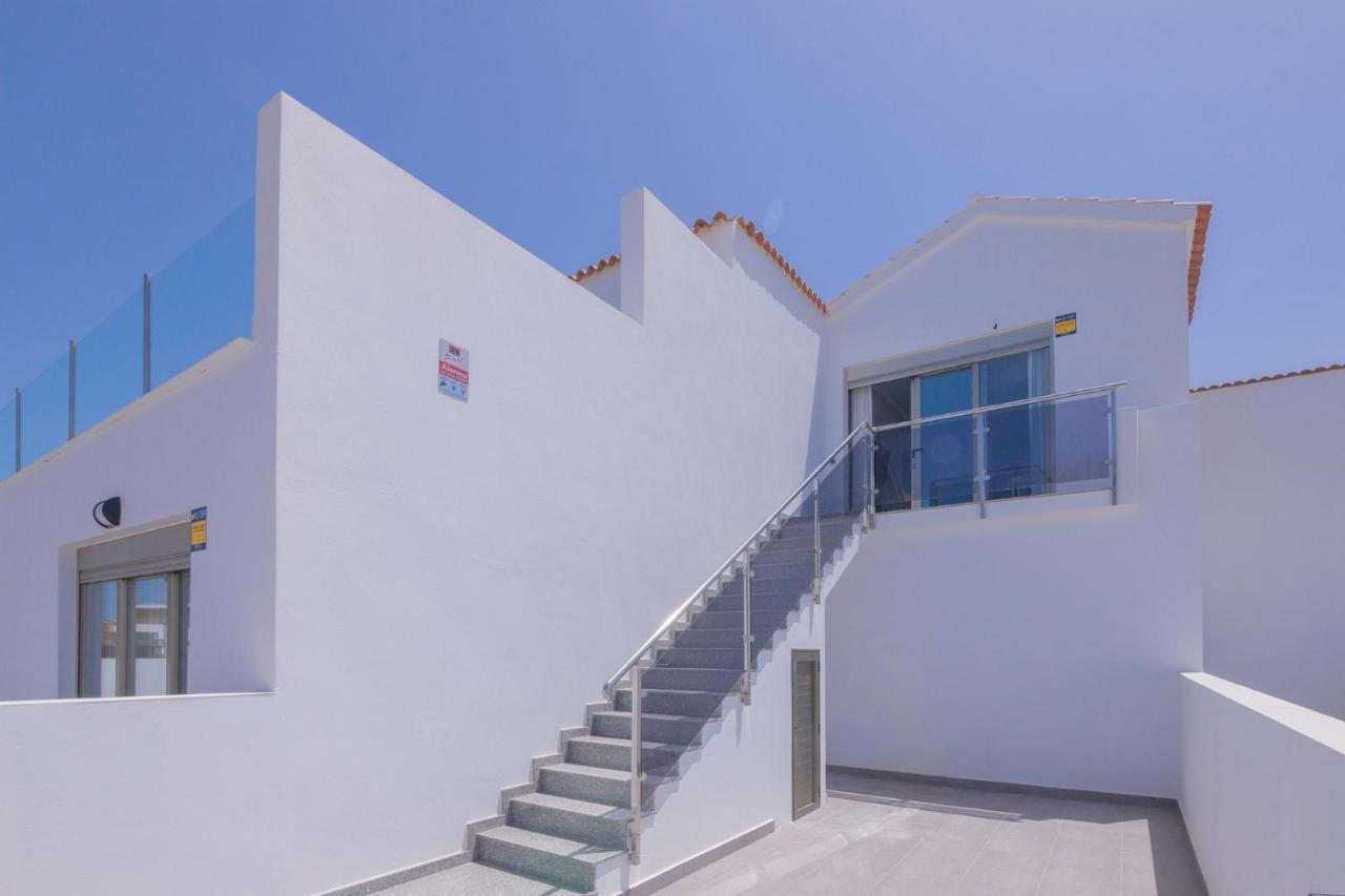 Apartment Holiday 2 Beachfront Corralejo By Holidays Home Екстер'єр фото