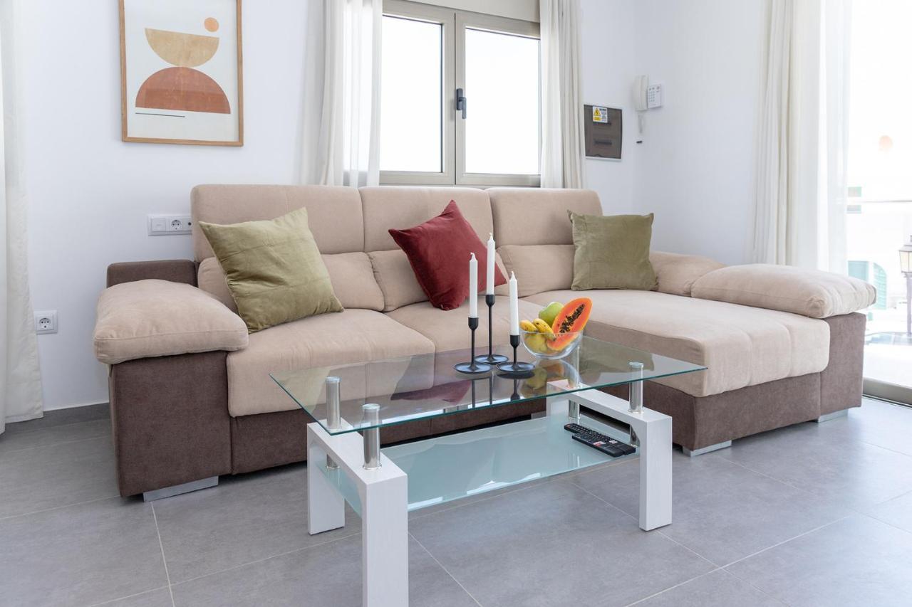 Apartment Holiday 2 Beachfront Corralejo By Holidays Home Екстер'єр фото