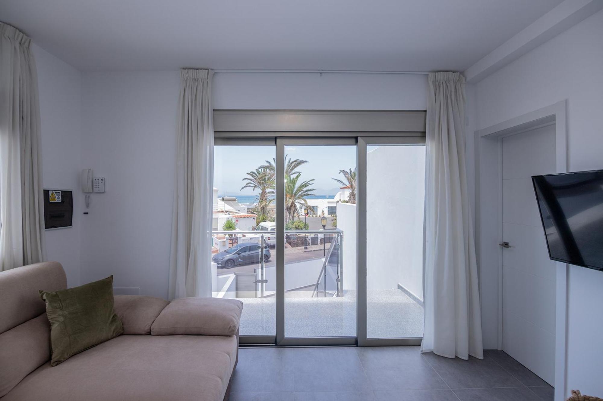 Apartment Holiday 2 Beachfront Corralejo By Holidays Home Екстер'єр фото