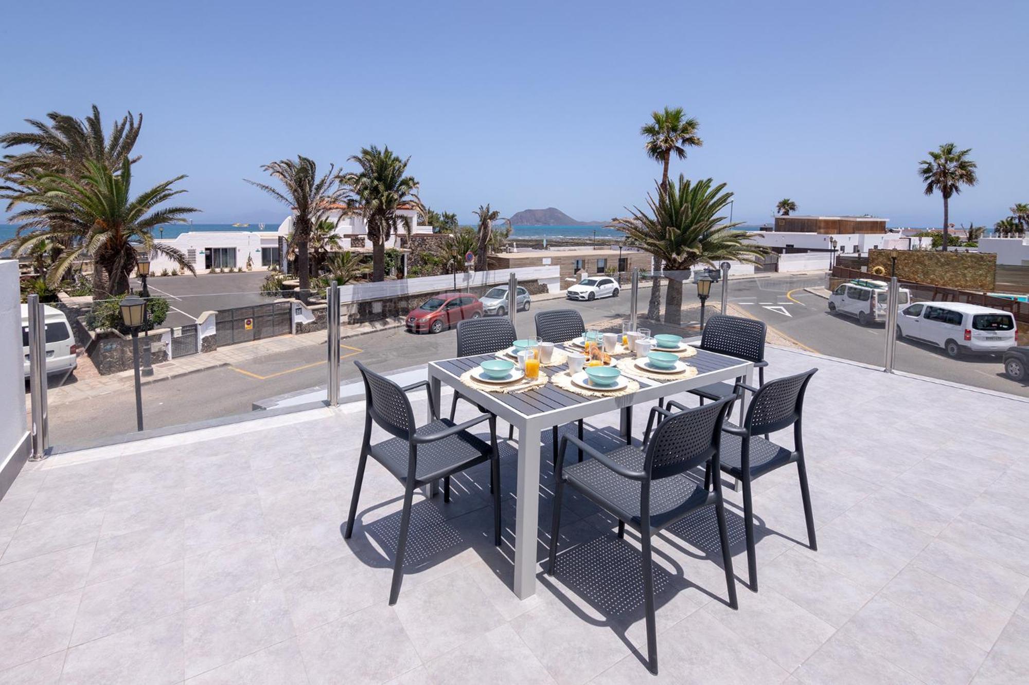 Apartment Holiday 2 Beachfront Corralejo By Holidays Home Екстер'єр фото