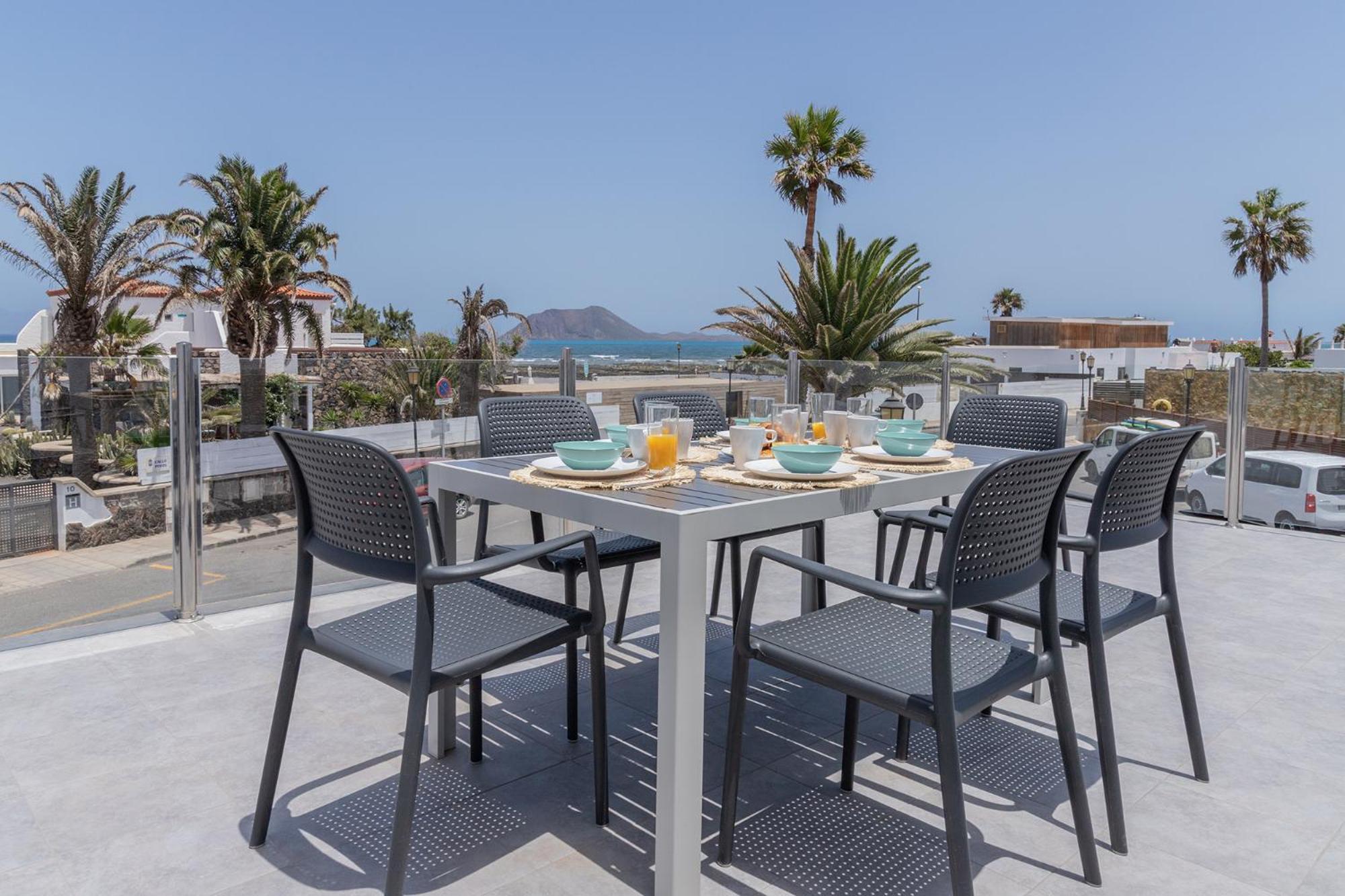 Apartment Holiday 2 Beachfront Corralejo By Holidays Home Екстер'єр фото